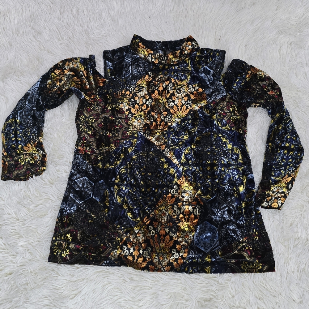 The Pyramid Collection Unique Patterned Off The S… - image 5